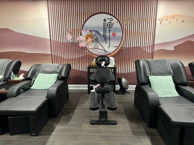 Health Land Massage gallery image